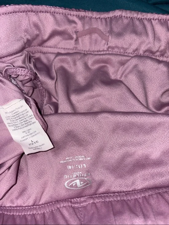 Lot of 6 - Women's Athletic Shorts - Built in Liners or Tights-Mixed designs - Picture 5 of 16